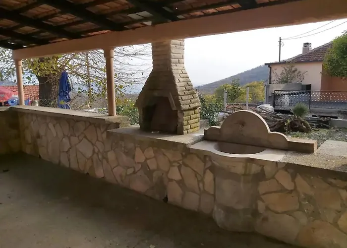 Будинок відпочинку Etno Selo - Familie Raickovic Подгориця